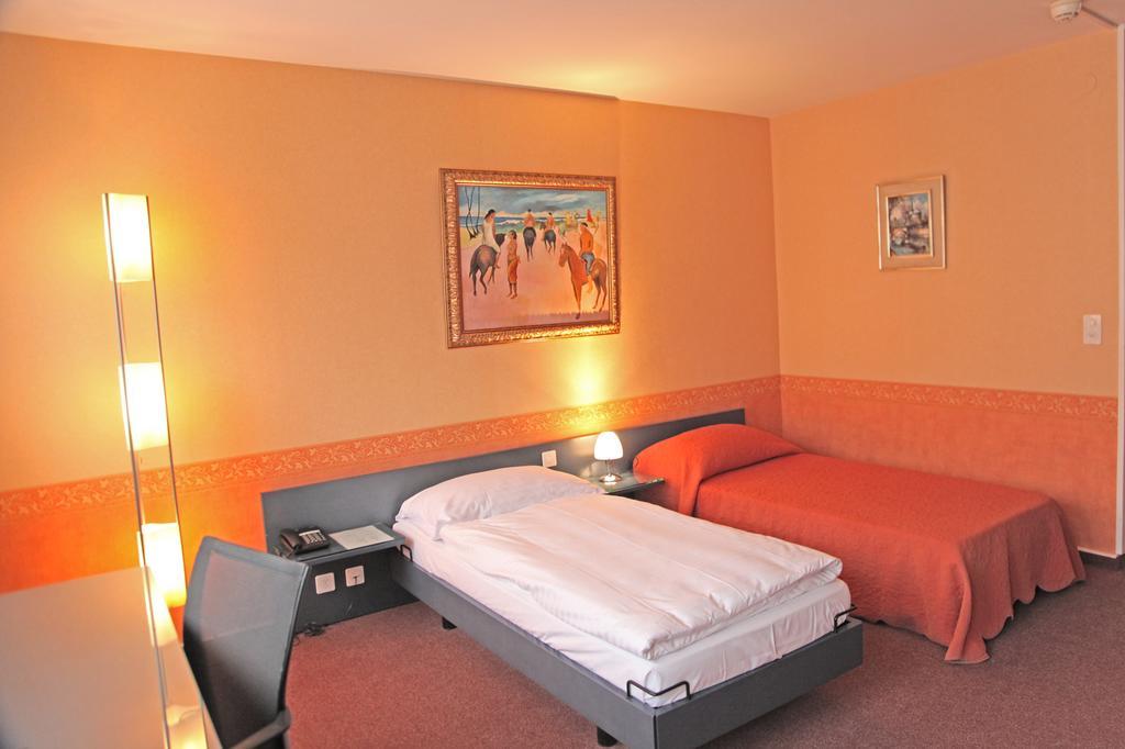 Hotel Comedie Geneva Bagian luar foto