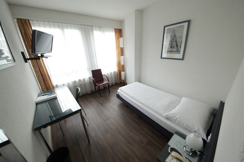 Hotel Comedie Geneva Bagian luar foto
