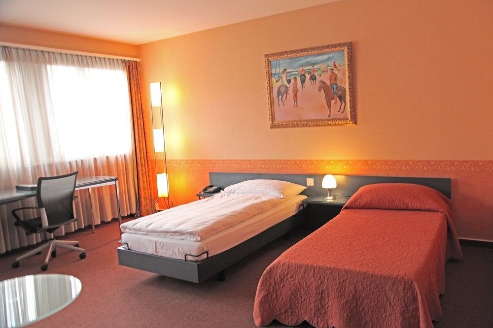 Hotel Comedie Geneva Bagian luar foto